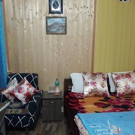 Smriya Homestay Дарджилинг Екстериор снимка