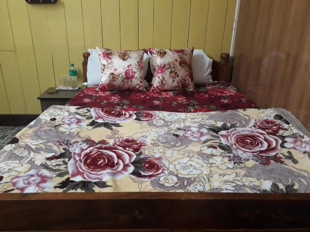 Smriya Homestay Дарджилинг Екстериор снимка